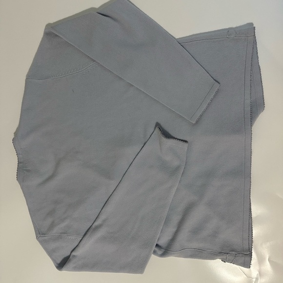 Carolyn Taylor Gray Knit Top - Picture 4 of 4